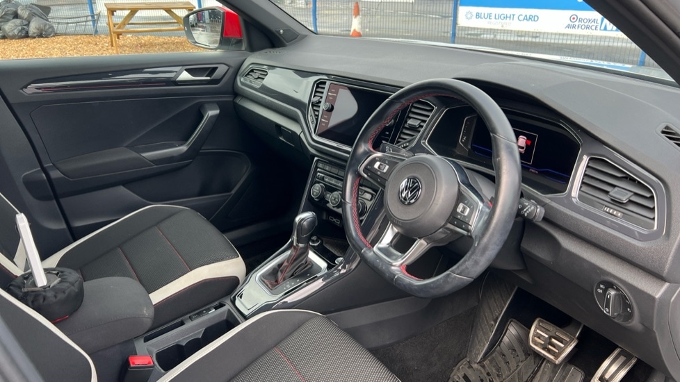 Used Volkswagen T-Roc 2018 for sale - 76870394: Photo 9
