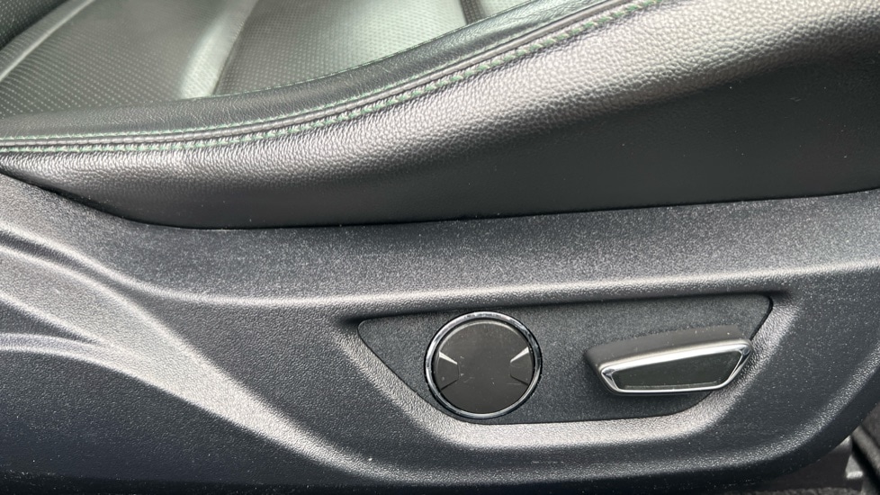 Used Ford Mustang 2020 for sale - 76870071: Photo 35