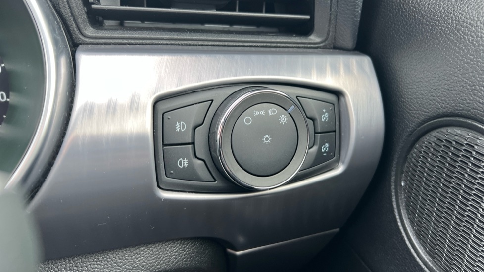 Used Ford Mustang 2020 for sale - 76870071: Photo 44