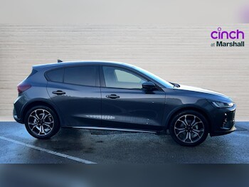 Used Ford Focus 2024 for sale - 76722284: Photo