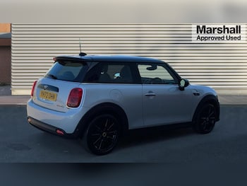 Used MINI Hatch 2022 for sale - 75509615: Photo