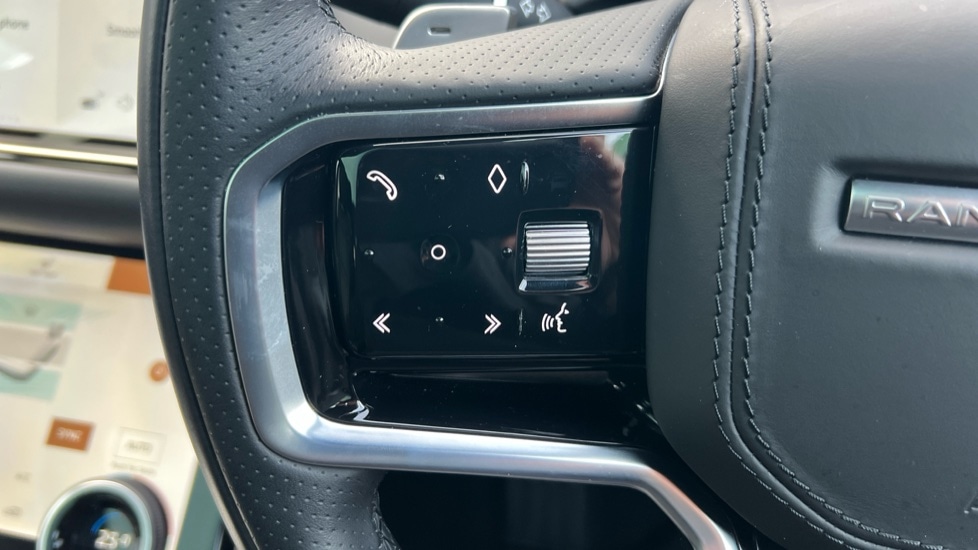 Used Land Rover Range Rover Evoque 2023 for sale - 76872845: Photo 24