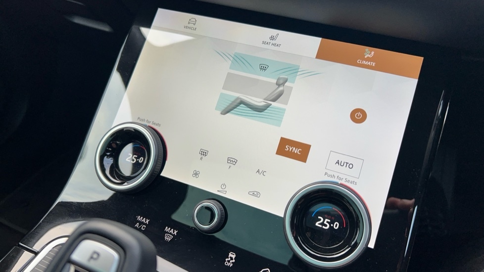 Used Land Rover Range Rover Evoque 2023 for sale - 76872845: Photo 34