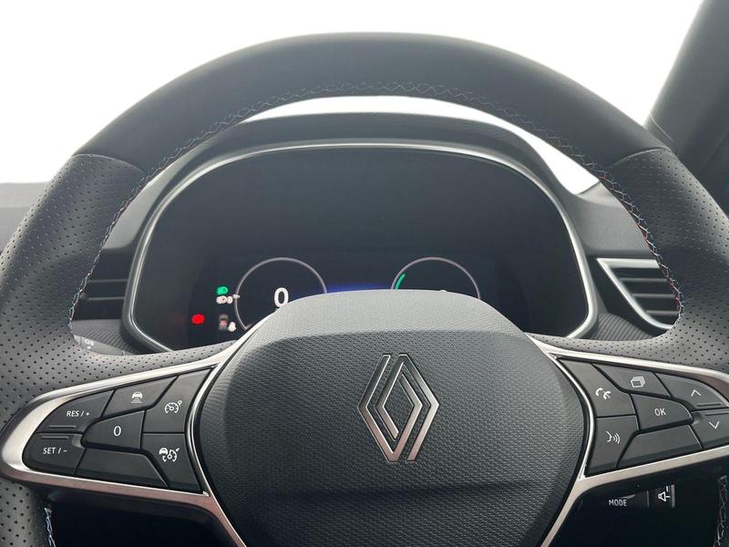 Used Renault Clio 2025 for sale - 76835748: Photo 14