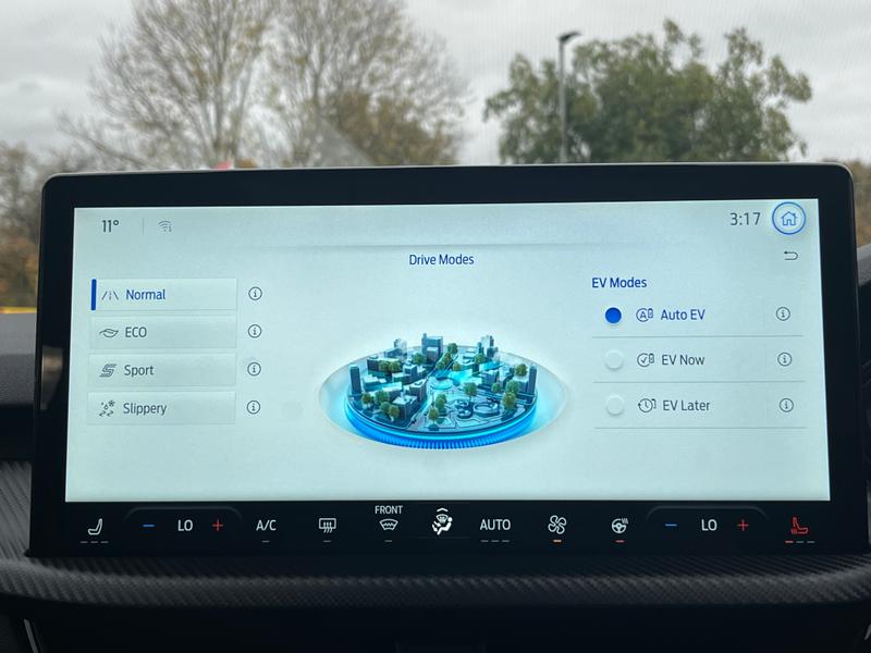 Used Ford Kuga 2024 for sale - 76835694: Photo 25