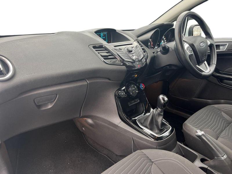 Used Ford Fiesta 2015 for sale - 76960764: Photo 16