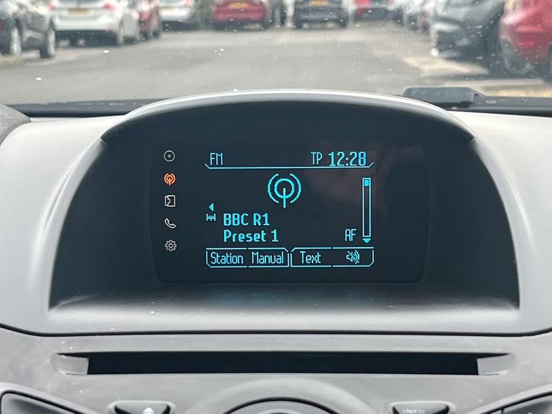 Used Ford Fiesta 2015 for sale - 76960764: Photo 21