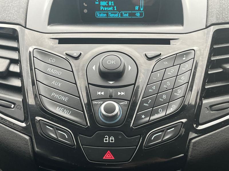 Used Ford Fiesta 2015 for sale - 76960764: Photo 22