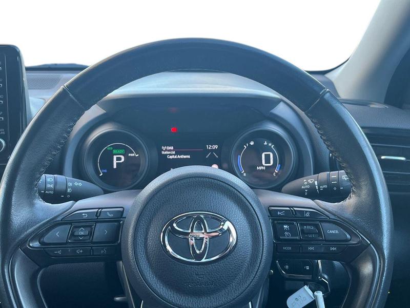 Used Toyota Yaris 2021 for sale - 77100713: Photo 14