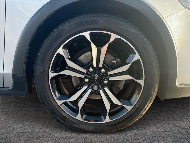 Used Ford Focus 2022 for sale - 76835544: Photo 10