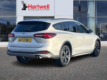 Used Ford Focus 2022 for sale - 76835544: Photo