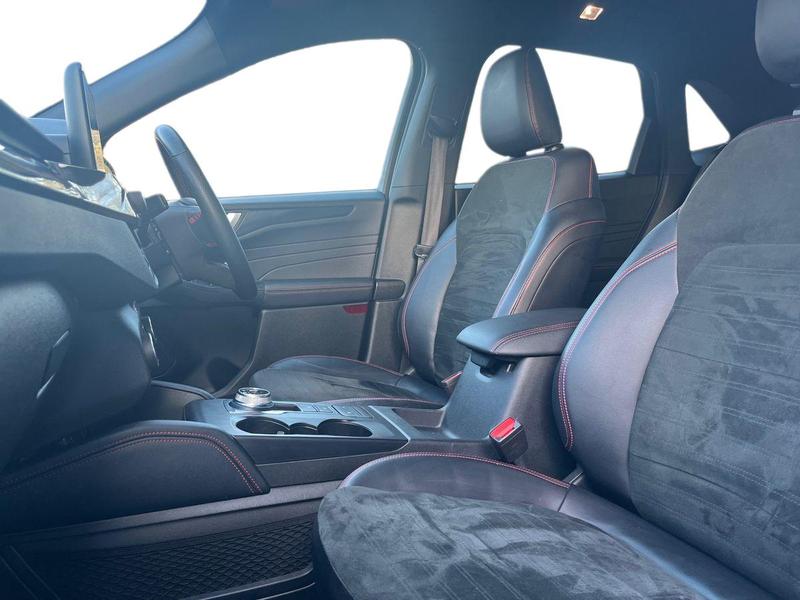 Used Ford Kuga 2023 for sale - 77233703: Photo 17