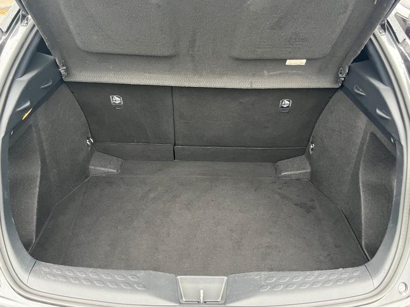 Used Toyota C-HR 2020 for sale - 76835468: Photo 12