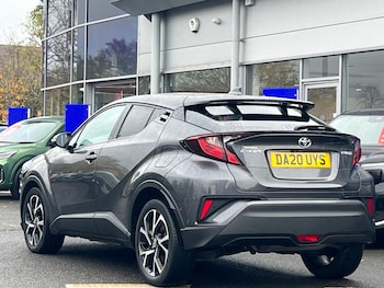 Used Toyota C-HR 2020 for sale - 76835468: Photo