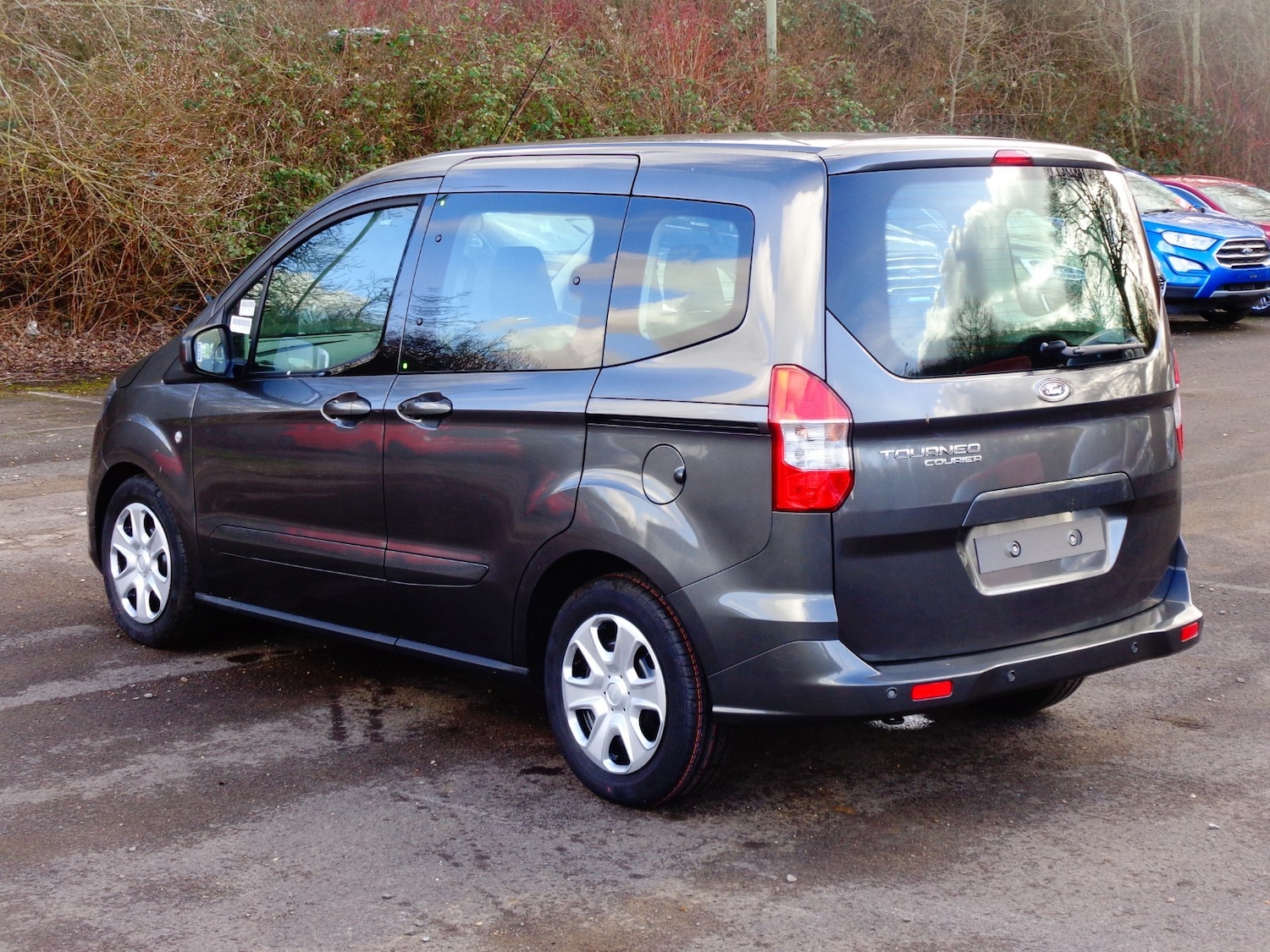 Used Ford Tourneo Courier for sale - 55769482: Photo 2