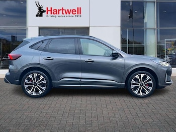 Used Ford Kuga 2025 for sale - 76835691: Photo