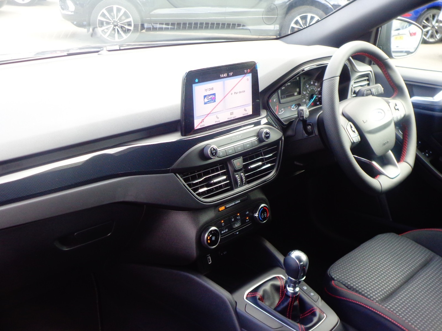 Used Ford Focus for sale - 54682816: Photo 3