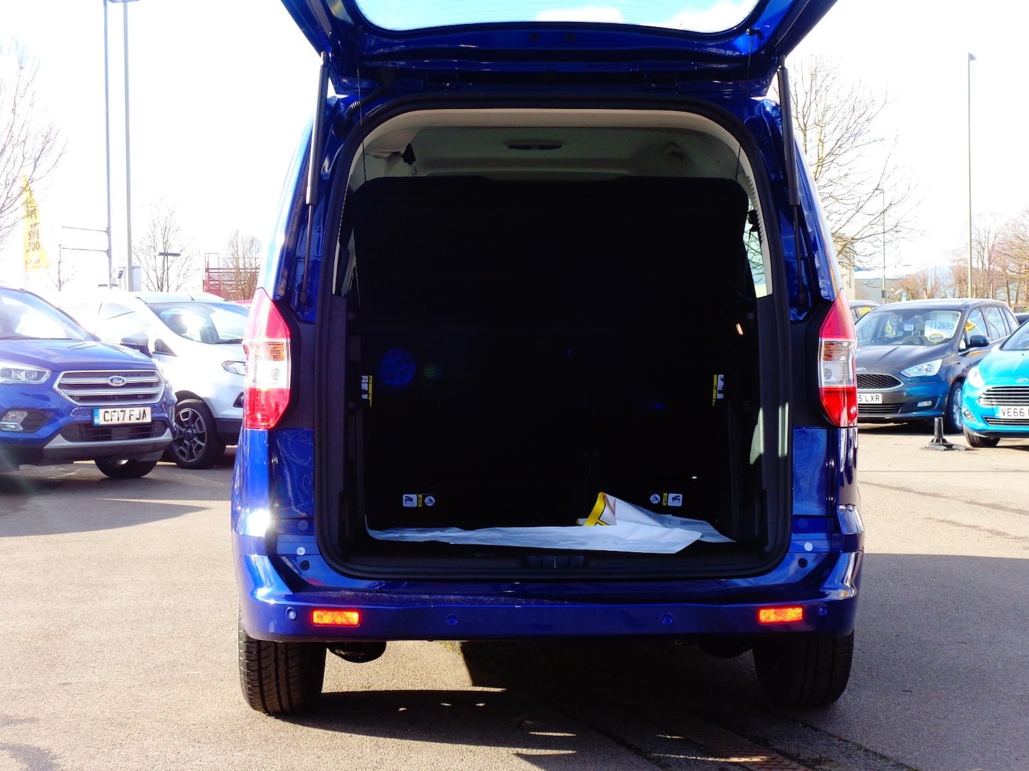 Used Ford Tourneo Courier for sale - 55769483: Photo 8