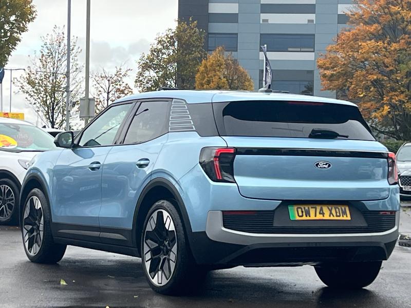 Used Ford Explorer 2025 for sale - 76835643: Photo 2