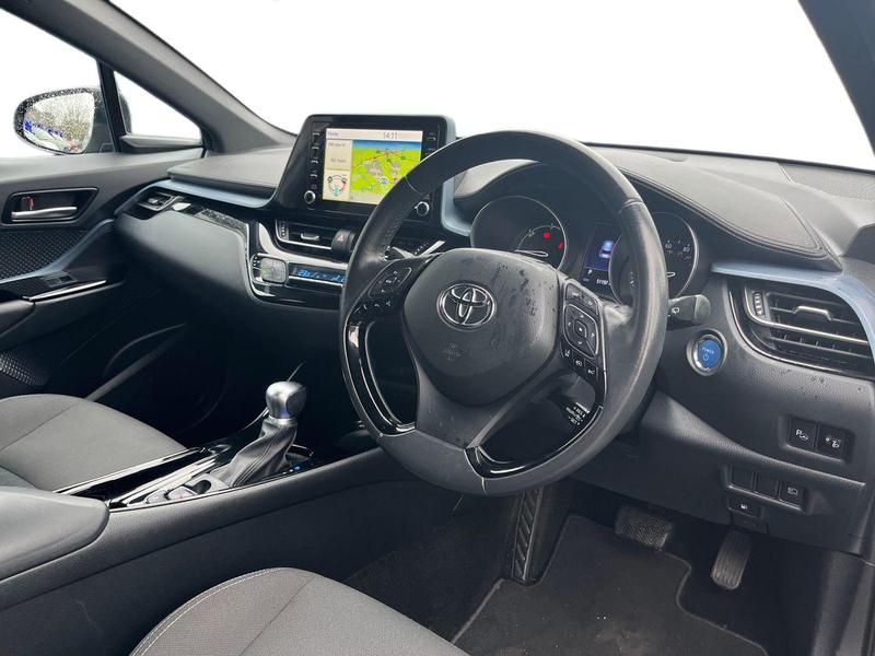 Used Toyota C-HR 2020 for sale - 76971898: Photo 11