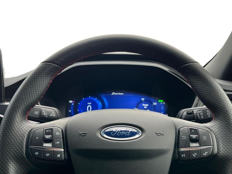 Used Ford Kuga 2023 for sale - 76835680: Photo 14