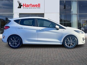 Used Ford Fiesta 2023 for sale - 77013711: Photo