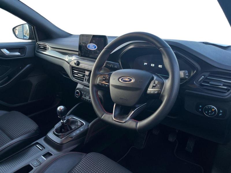 Used Ford Focus 2021 for sale - 76835480: Photo 11