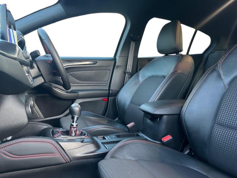 Used Ford Focus 2021 for sale - 76835480: Photo 17