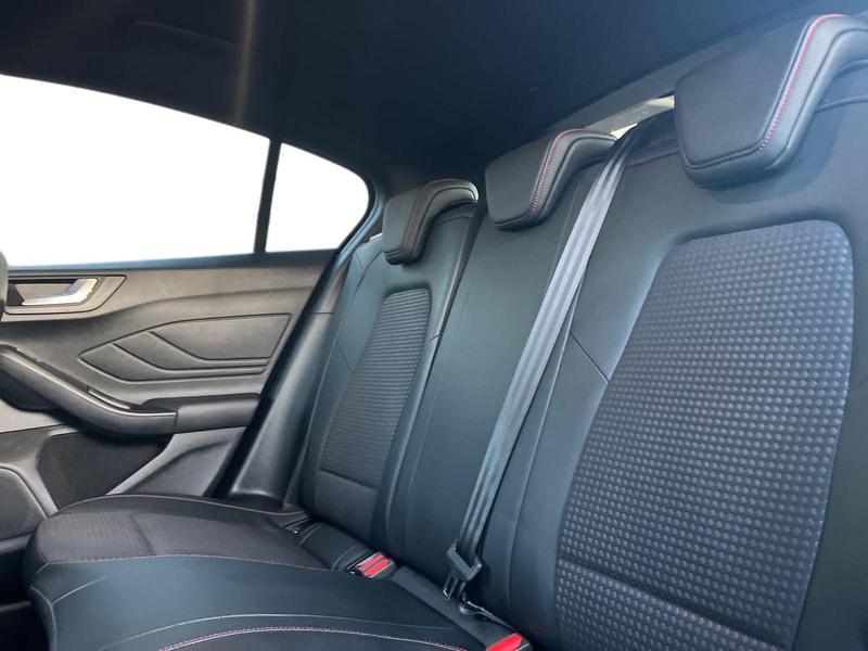 Used Ford Focus 2021 for sale - 76835480: Photo 18