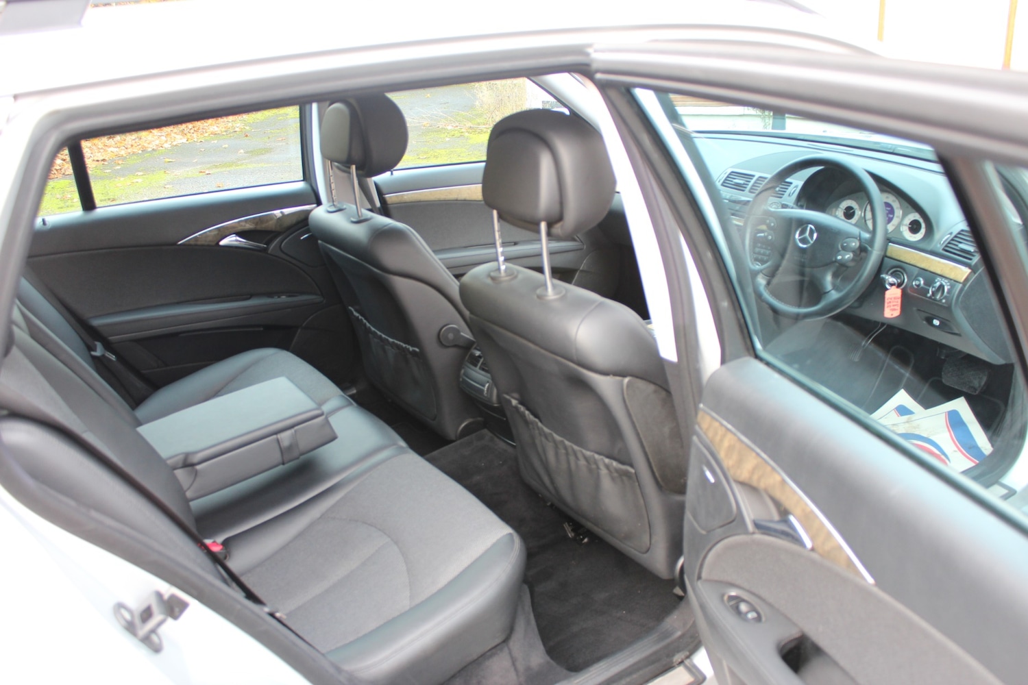 Used Mercedes-Benz E Class 2006 for sale - 76599984: Photo 9