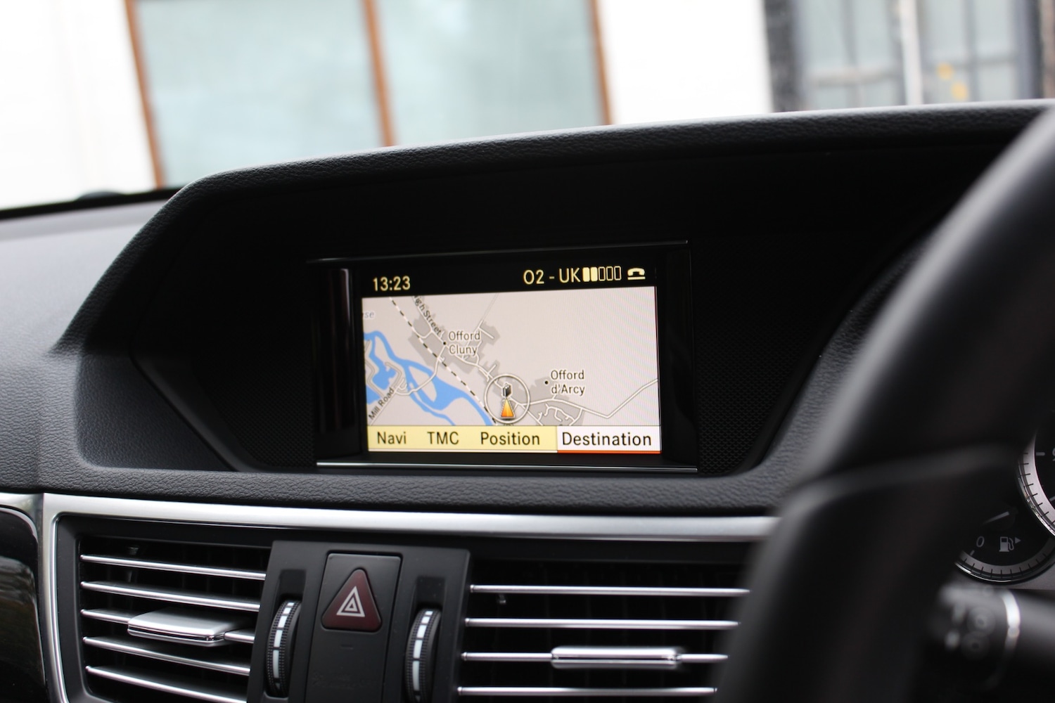 Used Mercedes-Benz E Class 2011 for sale - 76611476: Photo 27