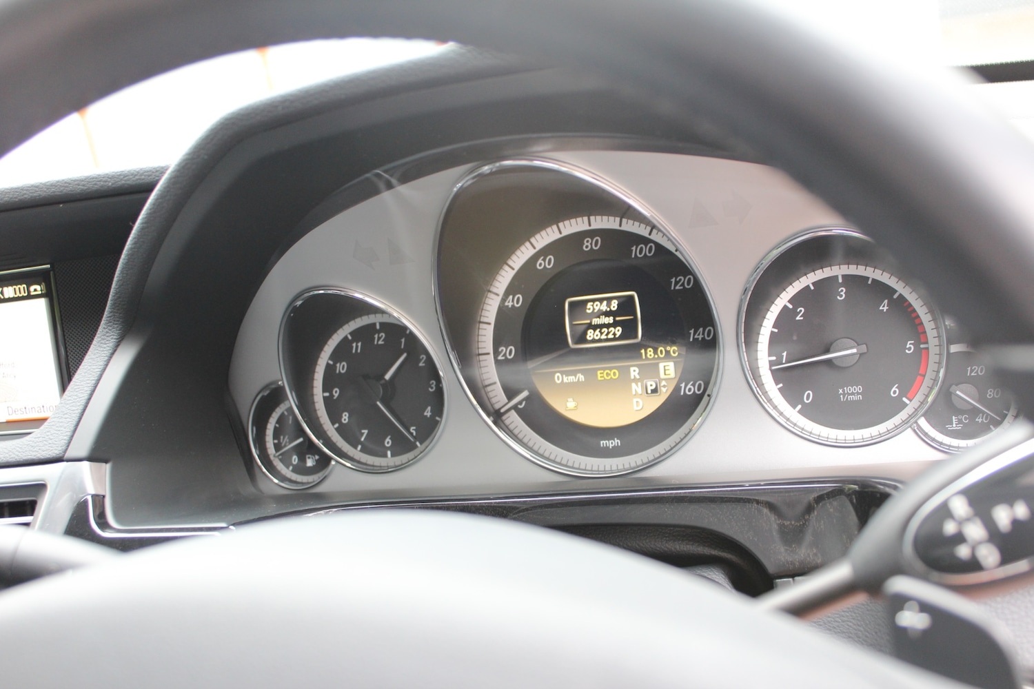 Used Mercedes-Benz E Class 2011 for sale - 76611476: Photo 28