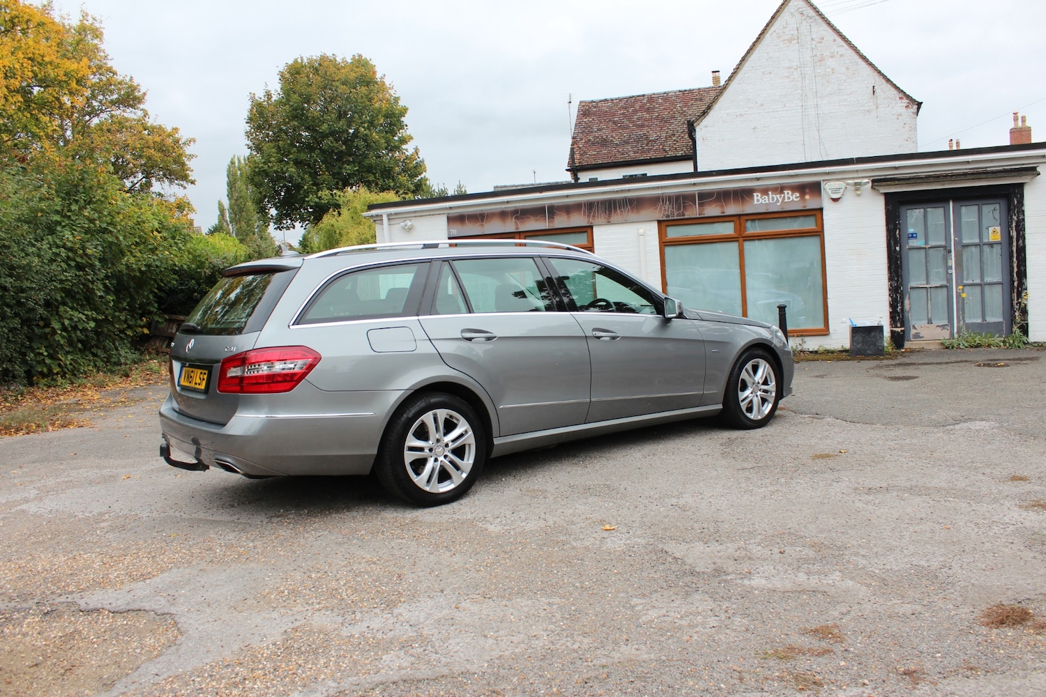 Used Mercedes-Benz E Class 2011 for sale - 76611476: Photo 7