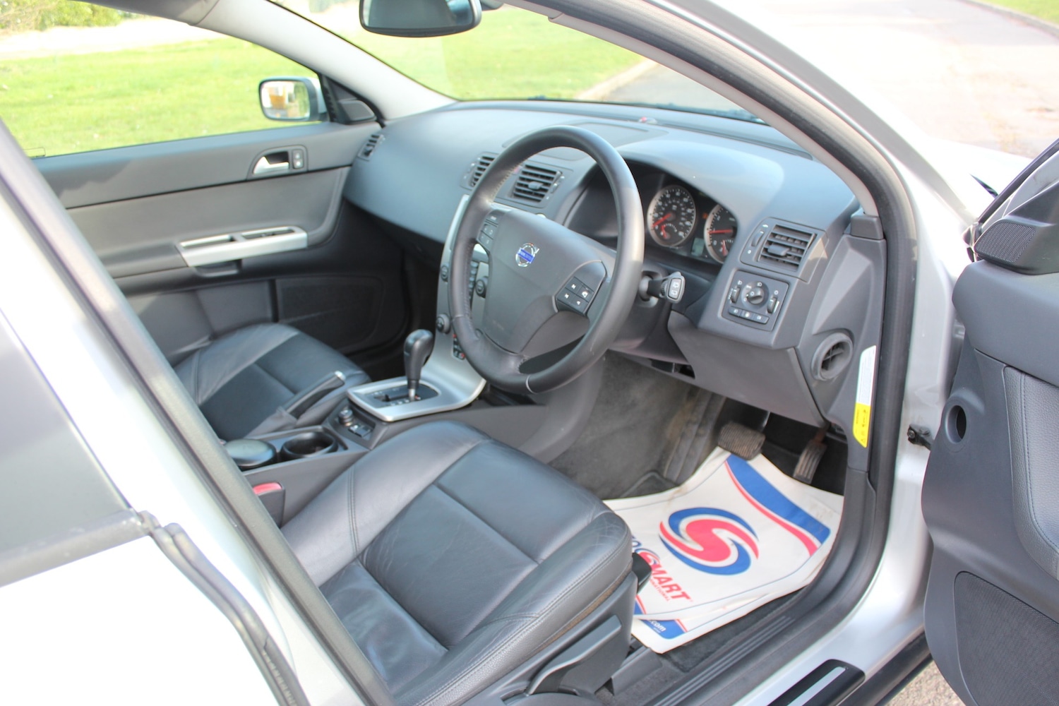 Used Volvo V50 2004 for sale - 78014946: Photo 26