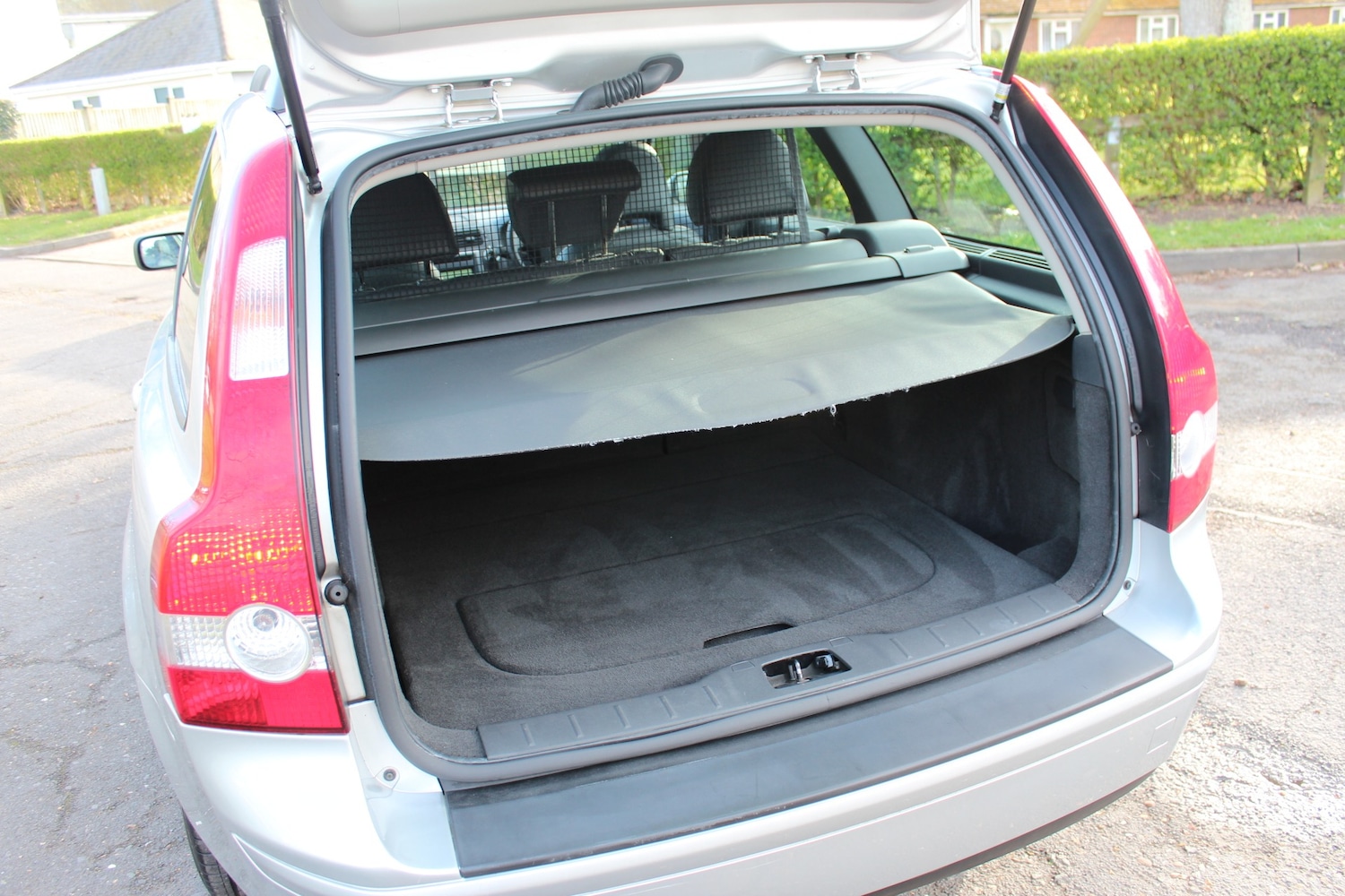 Used Volvo V50 2004 for sale - 78014946: Photo 32