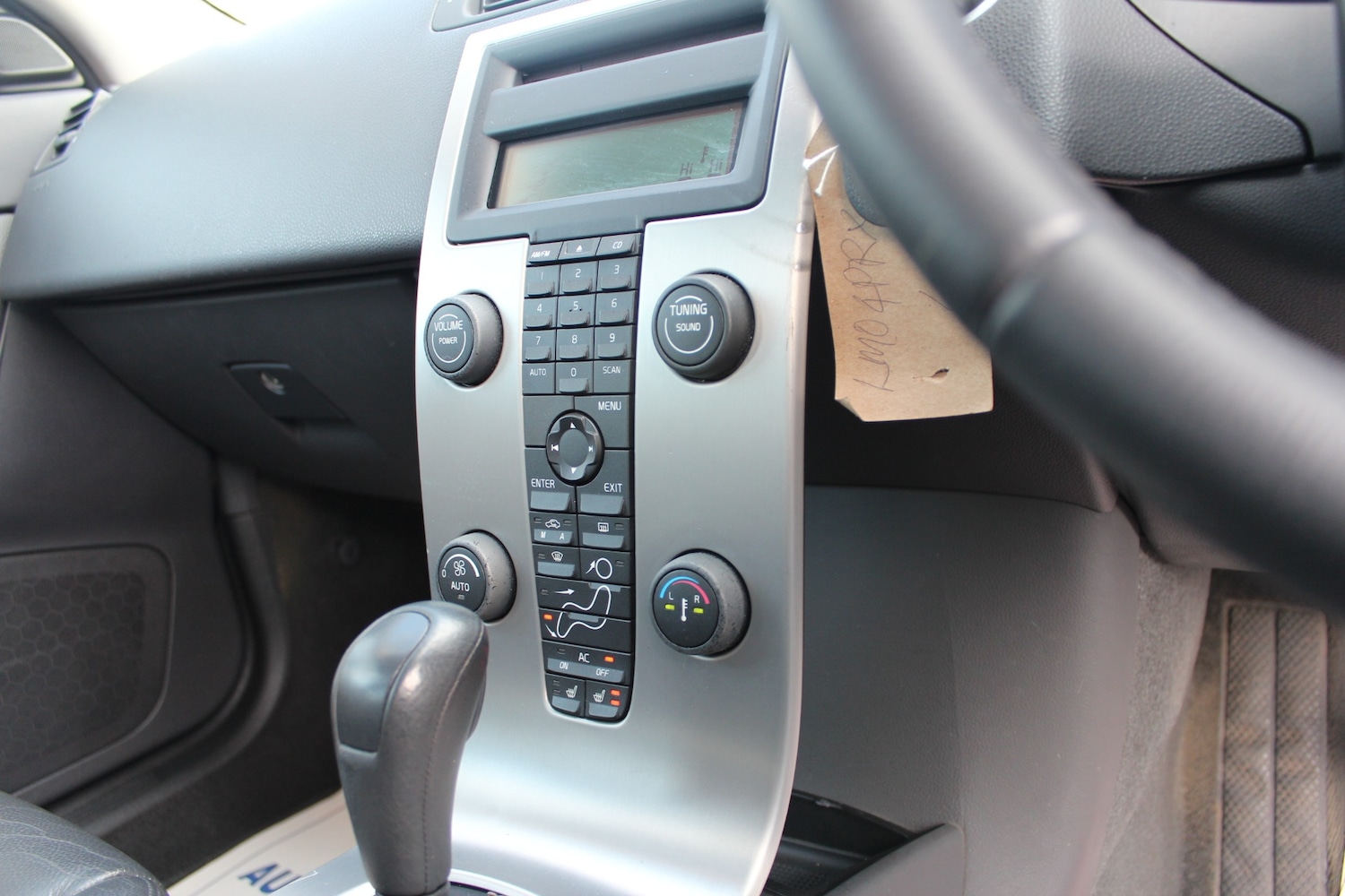 Used Volvo V50 2004 for sale - 78014946: Photo 38