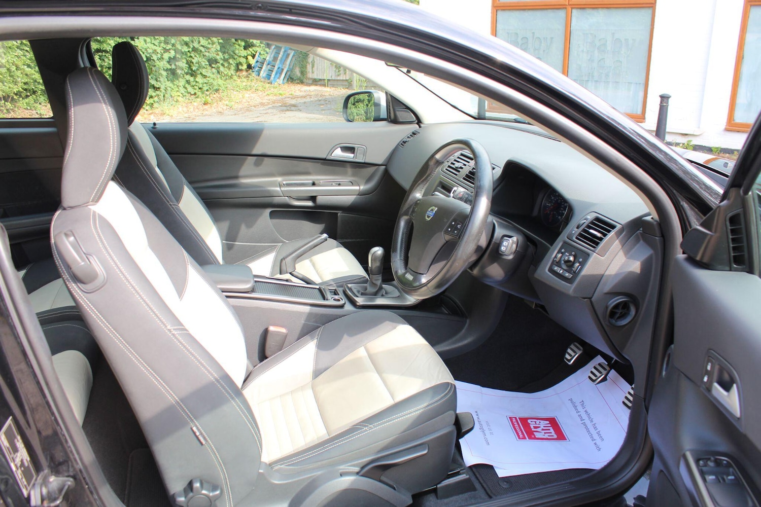 Used Volvo C30 2010 for sale - 76551994: Photo 19