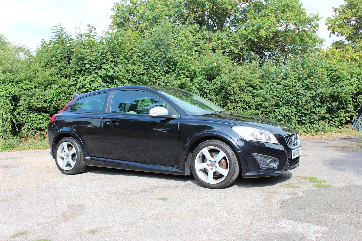 Used Volvo C30 2010 for sale - 76551994: Photo 3