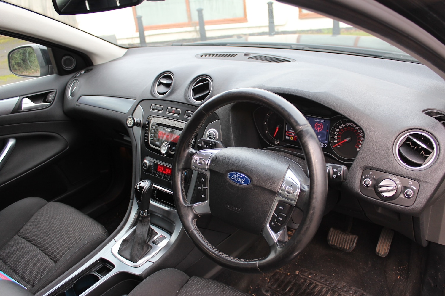 Used Ford Mondeo 2011 for sale - 76879625: Photo 15