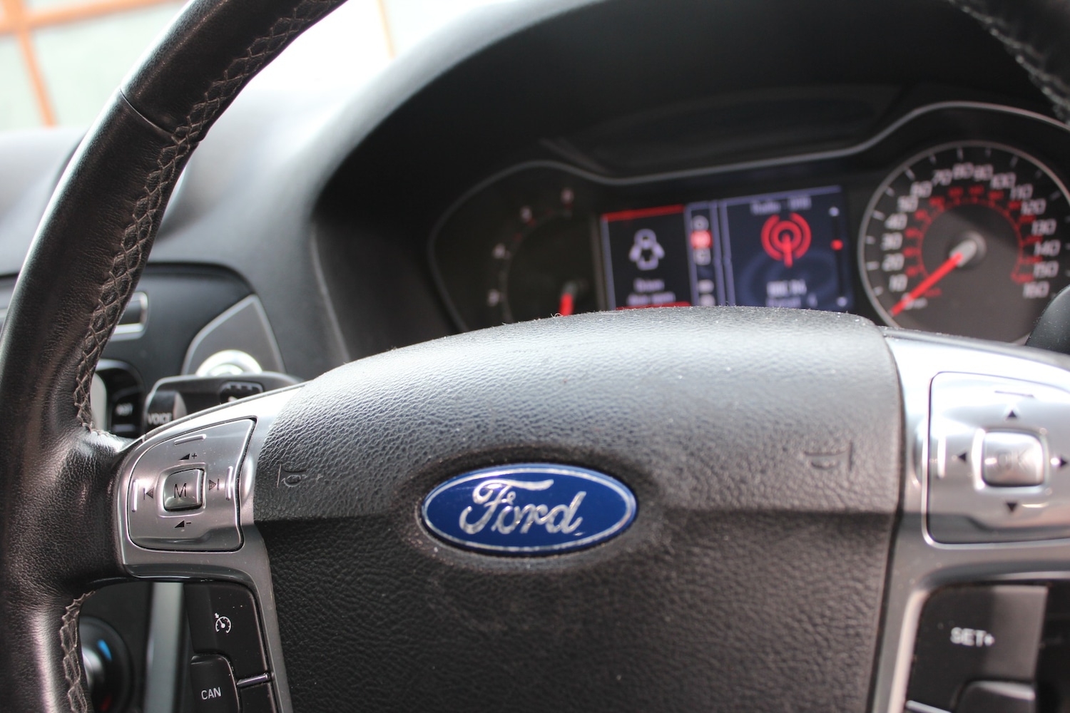 Used Ford Mondeo 2011 for sale - 76879625: Photo 21