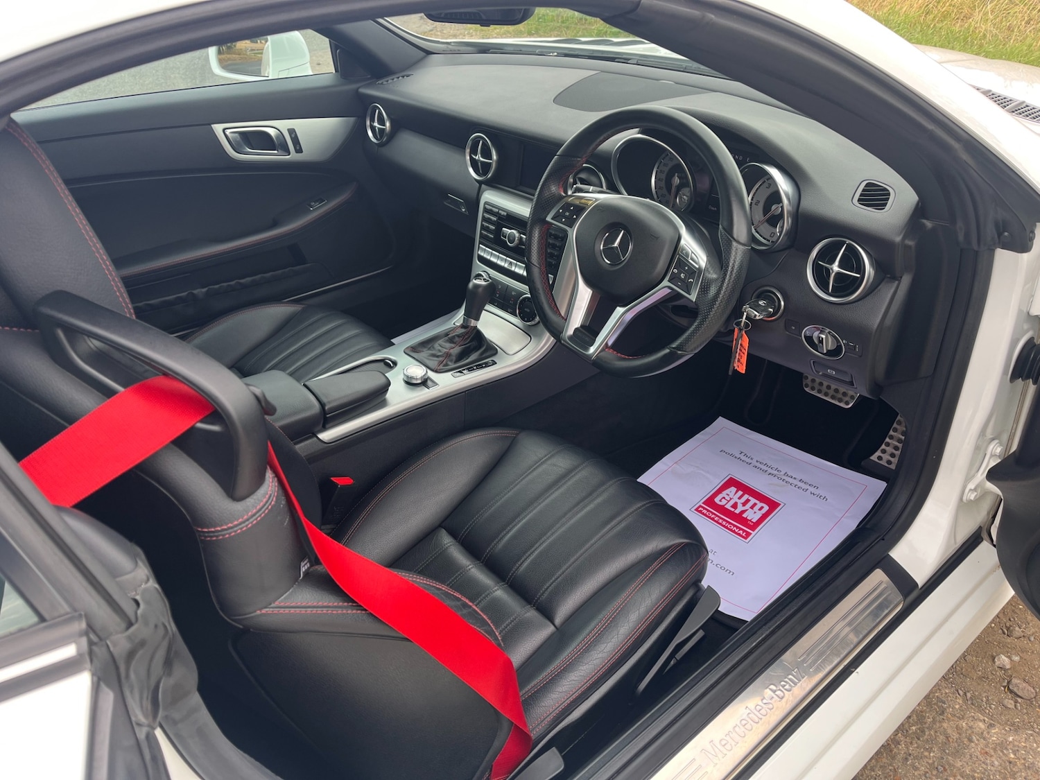 Used Mercedes-Benz SLK 2014 for sale - 76638688: Photo 12