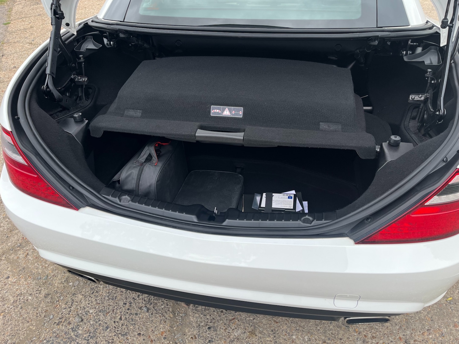 Used Mercedes-Benz SLK 2014 for sale - 76638688: Photo 15