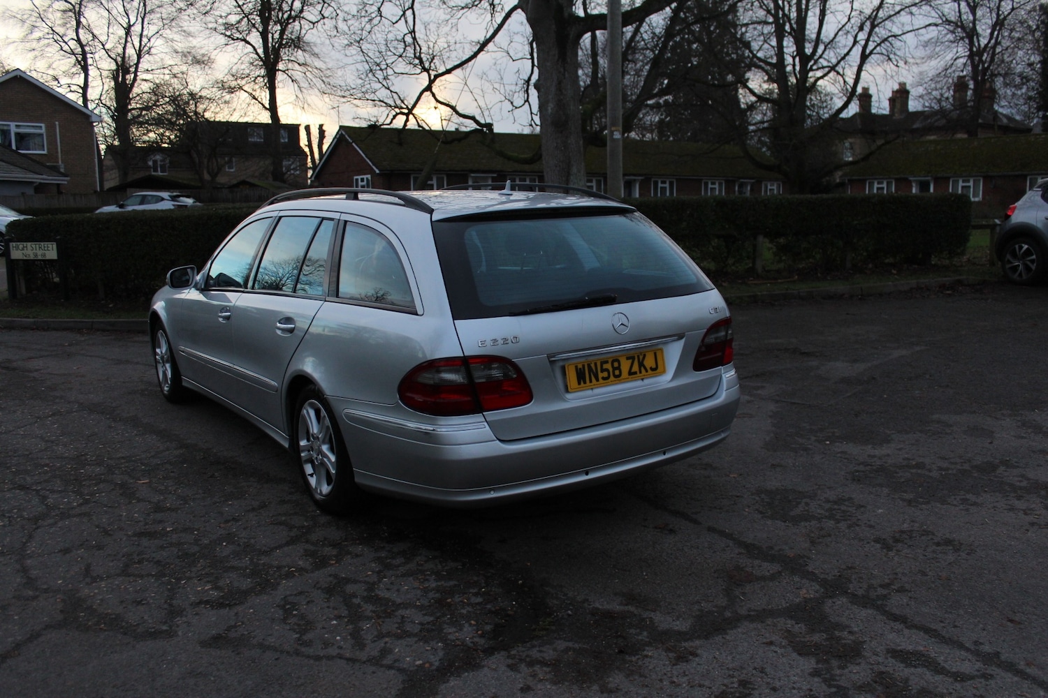 Used Mercedes-Benz E Class 2008 for sale - 77198498: Photo 12