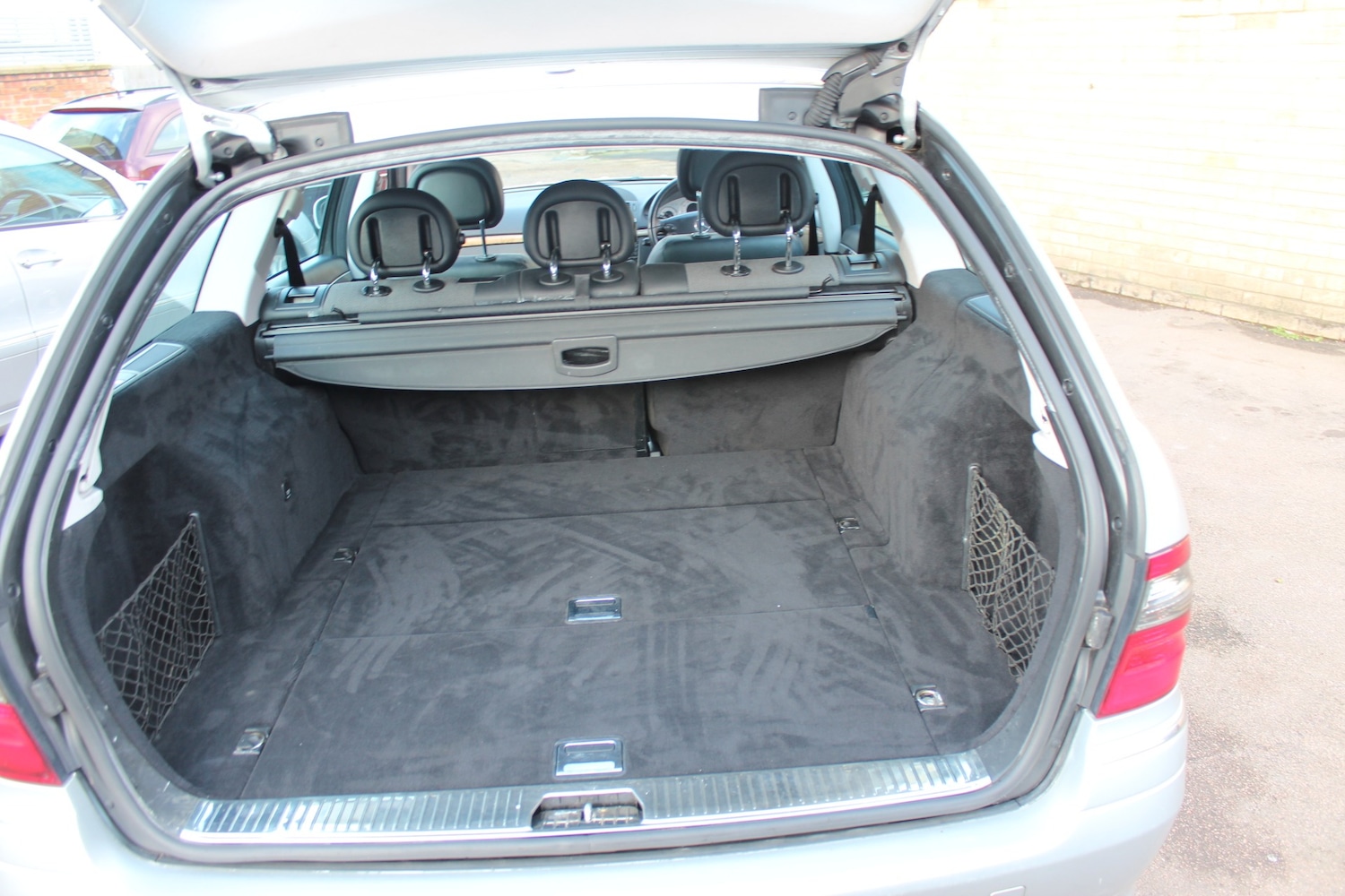 Used Mercedes-Benz E Class 2008 for sale - 77198498: Photo 27