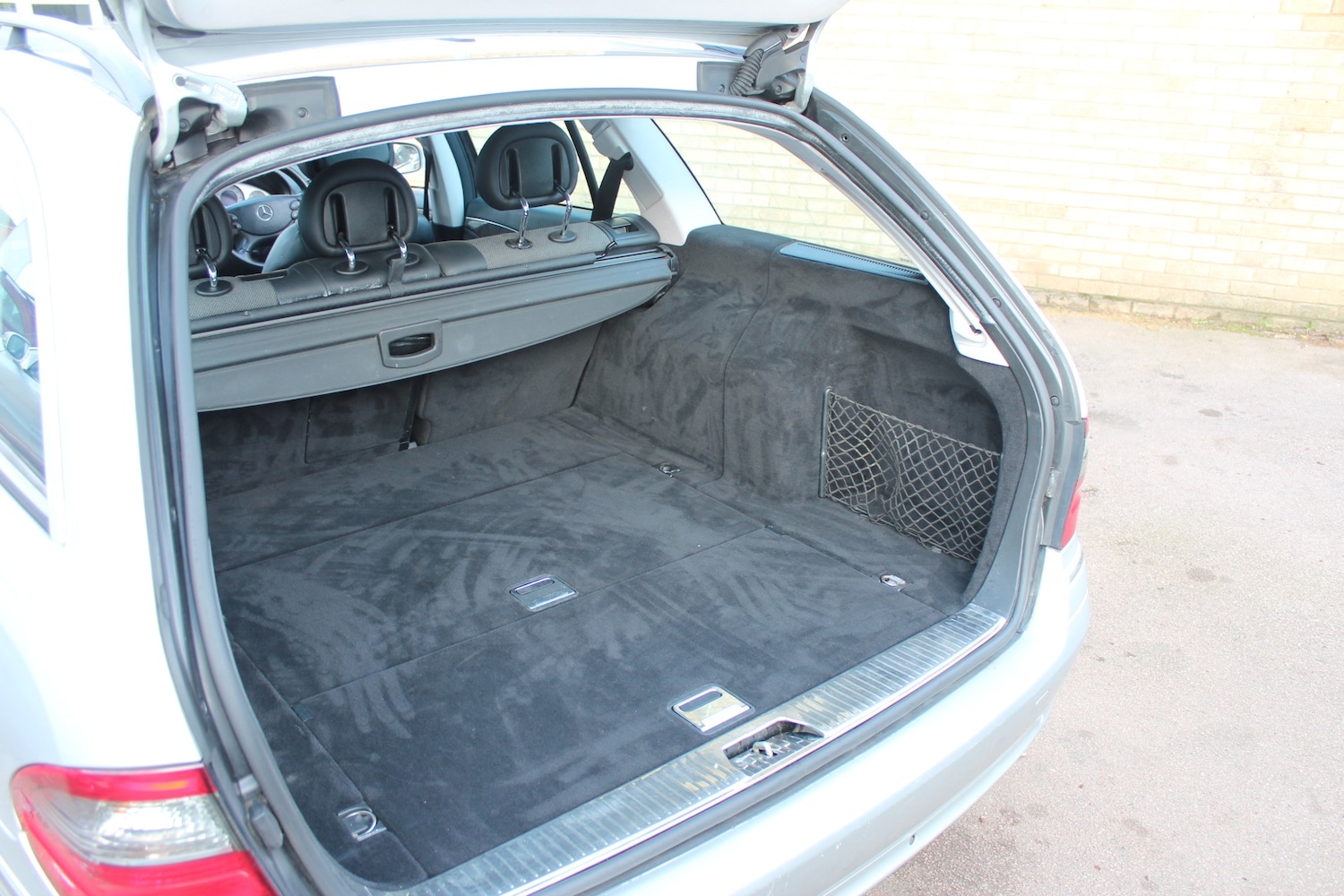 Used Mercedes-Benz E Class 2008 for sale - 77198498: Photo 28