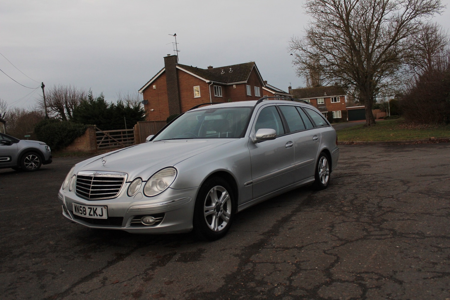 Used Mercedes-Benz E Class 2008 for sale - 77198498: Photo 9