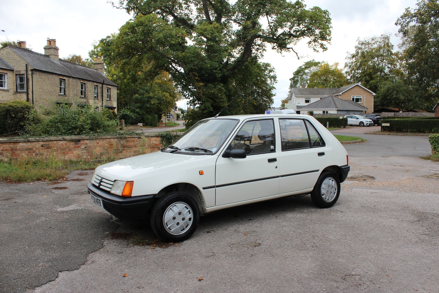 Used Peugeot 205 1990 for sale - 76638743: Photo 6