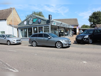 Used Mercedes-Benz C Class 2011 for sale - 79216636: Photo
