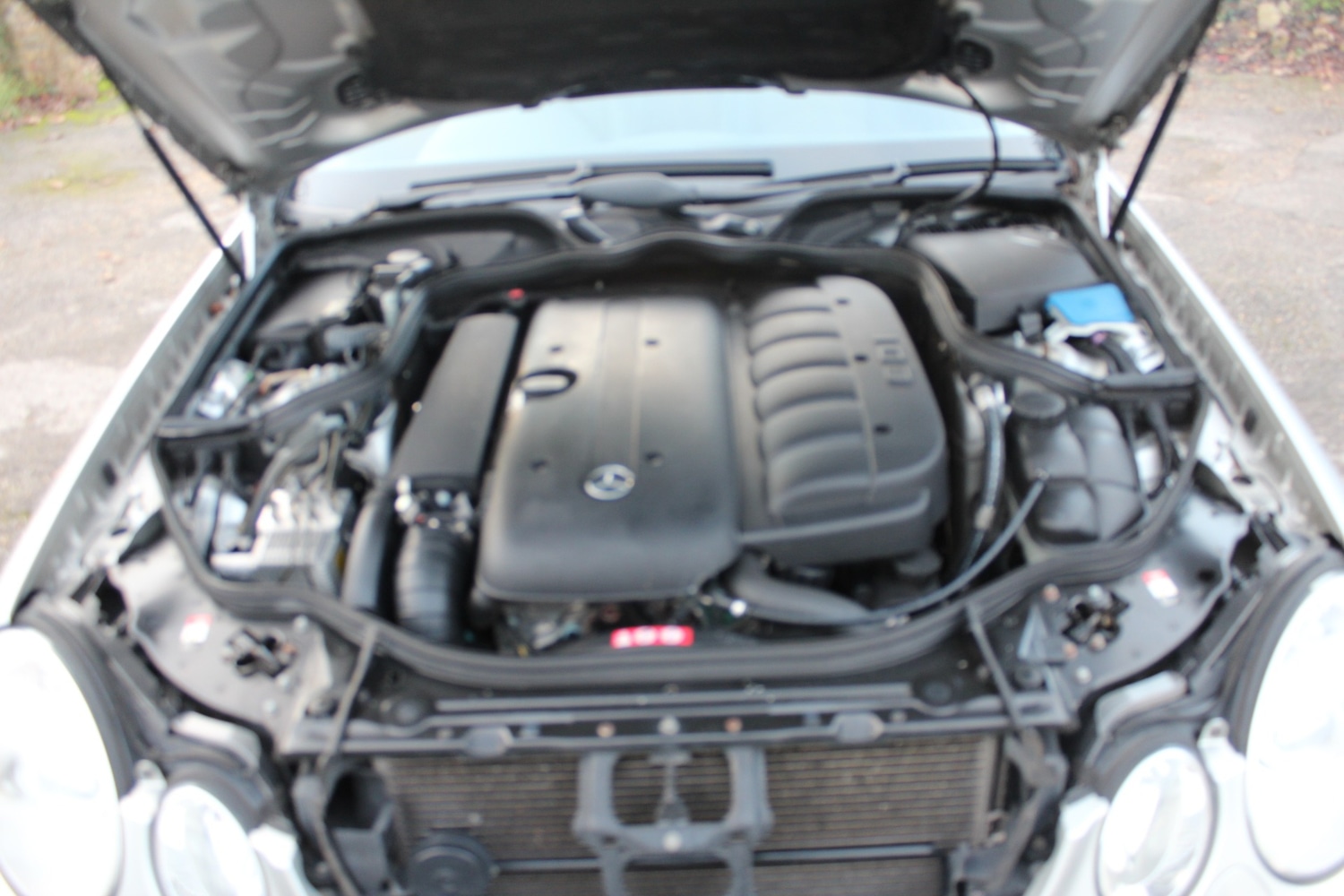 Used Mercedes-Benz E Class 2004 for sale - 76719638: Photo 4