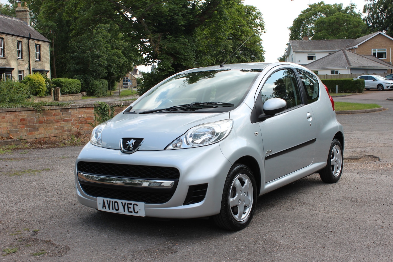 Used Peugeot 107 2010 for sale - 76615863: Photo 10